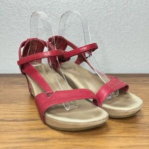 Red Teva Capri Wedge Sandal size 9.5